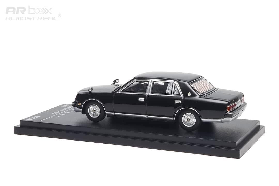 ALMOSTREAL AR Box 1:64

Toyota Century 1997(G50)